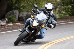 Motorcycle-Cornering-Technique-1014